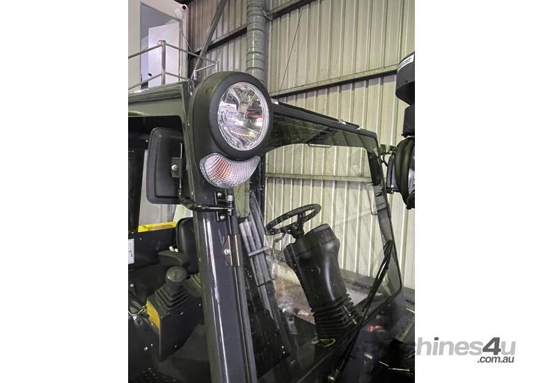 caption Bomaq 3000kg All Terrain