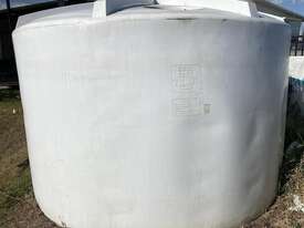 WHITE POLY WATER TANK  - picture1' - Click to enlarge