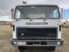 GRAND MOTOR GROUP - 1986 INTERNATIONAL ACCO 1950D Crane Truck - picture2' - Click to enlarge