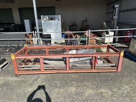 1 x Steel Cage and 20ft Dome - picture0' - Click to enlarge