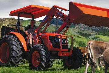 TRACPOWER - Kubota M7040 SUHD Tractor