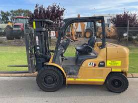 Forklift CAT Diesel 4.5 Tonne 2010 519 hours Container Mast Side Shift Fork Positioning - picture0' - Click to enlarge