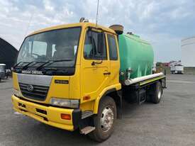 2003 Nissan UD PK245 Water Tanker - picture1' - Click to enlarge