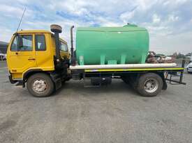 2003 Nissan UD PK245 Water Tanker - picture2' - Click to enlarge