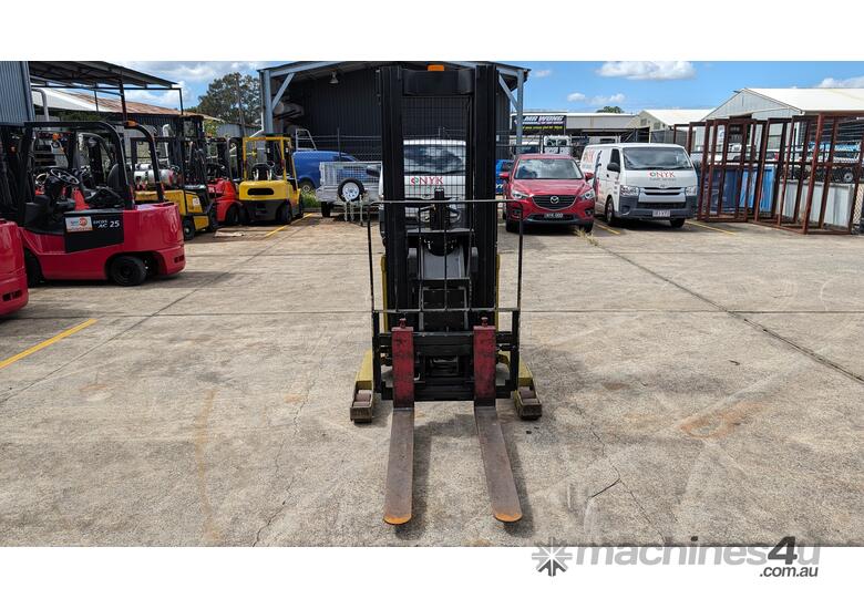 YALE 1.5T Walk Behind Reach | Side Shift | New Battery