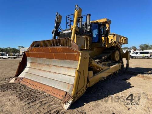 Caterpillar D10T