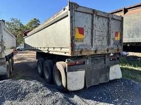 2007 COMMERCIAL TRUCK BODY BUILDER TRAILER - picture2' - Click to enlarge