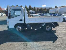 2013 Mitsubishi Canter Fuso Tipper - picture2' - Click to enlarge