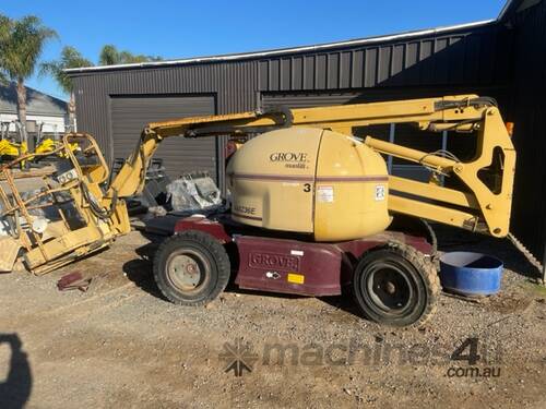 caption BOOMLIFT ELECTRIC