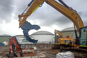 ABS Hydraulic Rock Grab | 30-35 Tonne