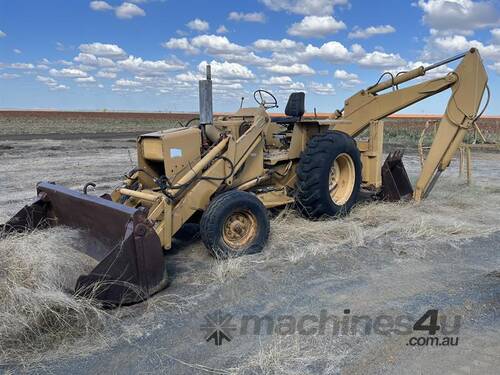 1980 FORD 550 BACKHOE