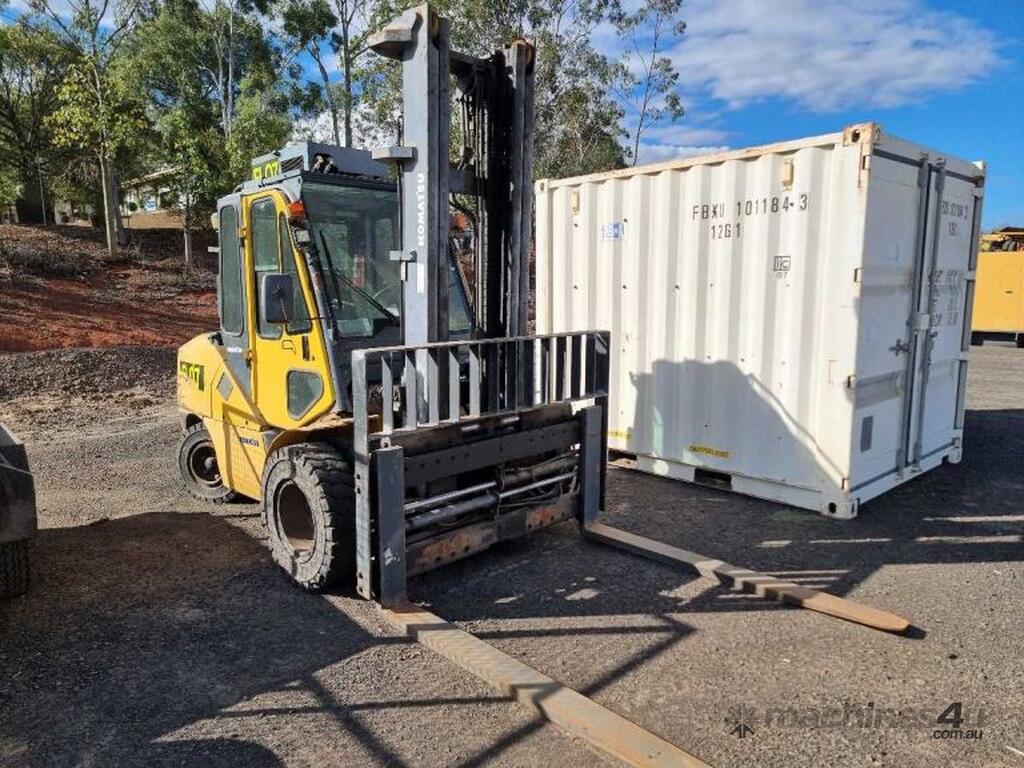 Used 2015 komatsu FD50AYT10 Forklifts and Stackers in , Listed on