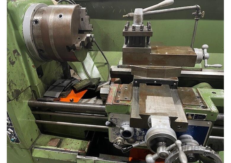 caption CHIN HUNG CENTRE LATHE HEAVY DUTY
