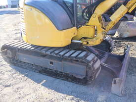 2010 Komatsu PC55MR-3 - picture2' - Click to enlarge