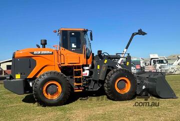 Doosan Develon SD300H Loader