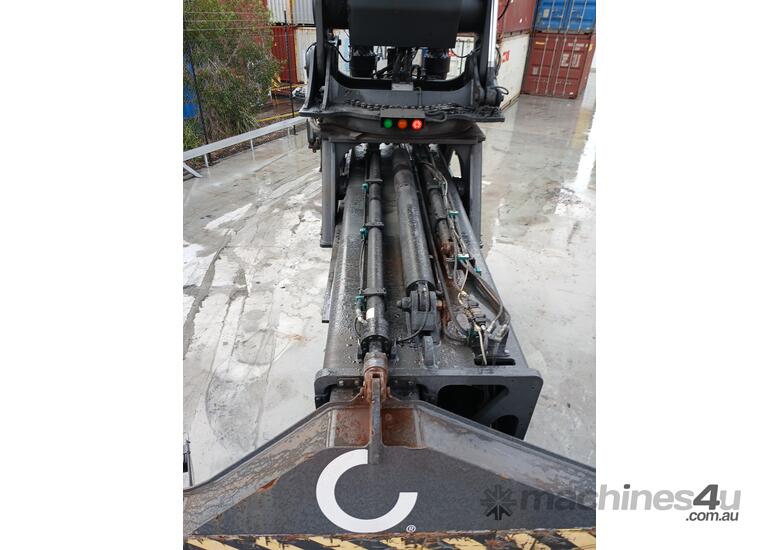 caption 2020 KONECRANES REACHSTACKER 45 T (VIC)