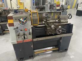 Cold Chester Master Lathe 2500 Mod 840kg  - picture0' - Click to enlarge