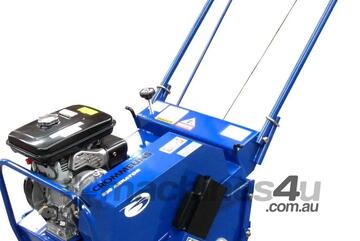 Crommelins LAWN AERATOR AND CORER PETROL