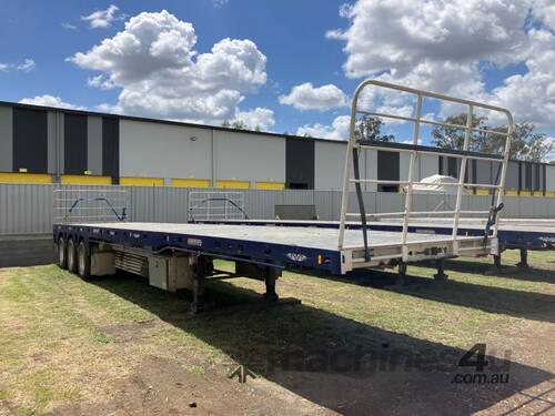 2023 Liberty Freighters ST3 45ft Tri Axle Flat Top Trailer