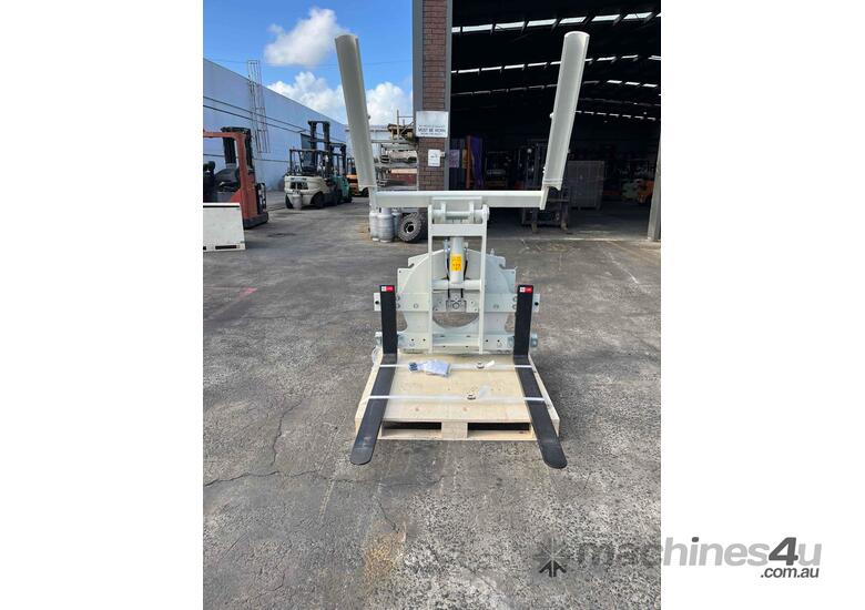 Class 3 360-Degree Rotator with Hold Down Clamp