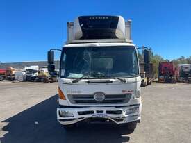 2010 Hino 500 1727 GH Refrigerated Pantech - picture0' - Click to enlarge