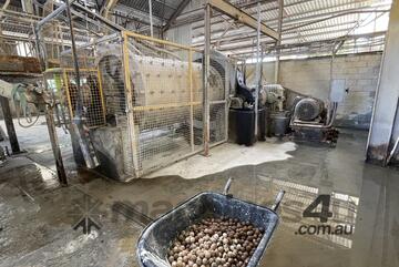   Silica Ball Mill Plant