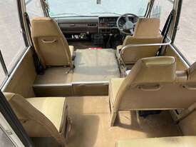 1988 Mazda T3500 Bus - picture0' - Click to enlarge