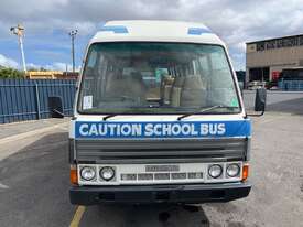 1988 Mazda T3500 Bus - picture0' - Click to enlarge