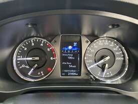 2023 Toyota Hilux SR5 4x4 Dual Cab Chassis (Diesel) (Auto) - picture1' - Click to enlarge
