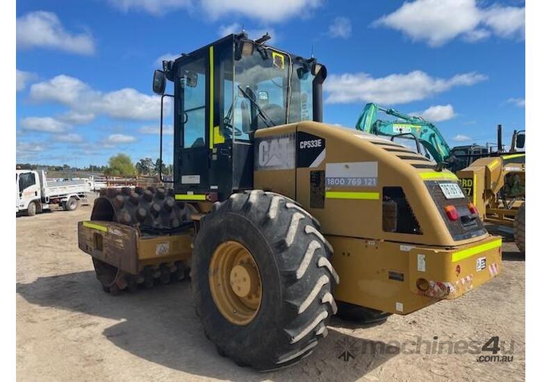 caption 2010 Caterpillar Cp533e