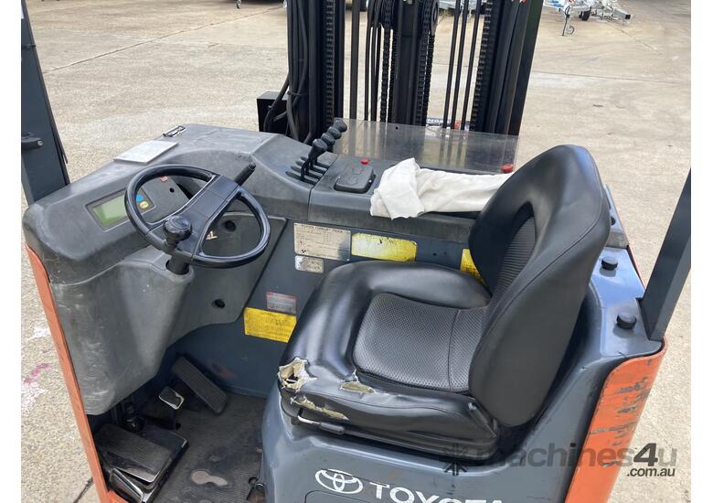 2006 Toyota 6FBRE16 High Reach Forklift