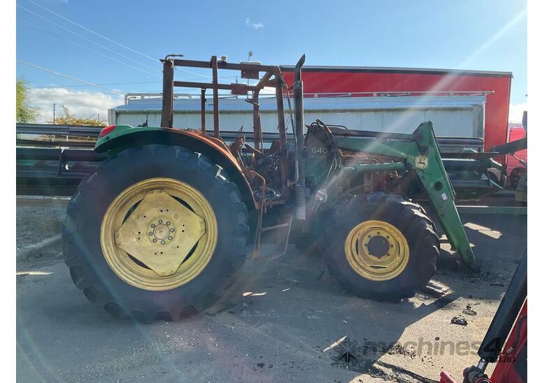 caption 2007 John Deere 6320 Tractor/ Loader (4 x 4)