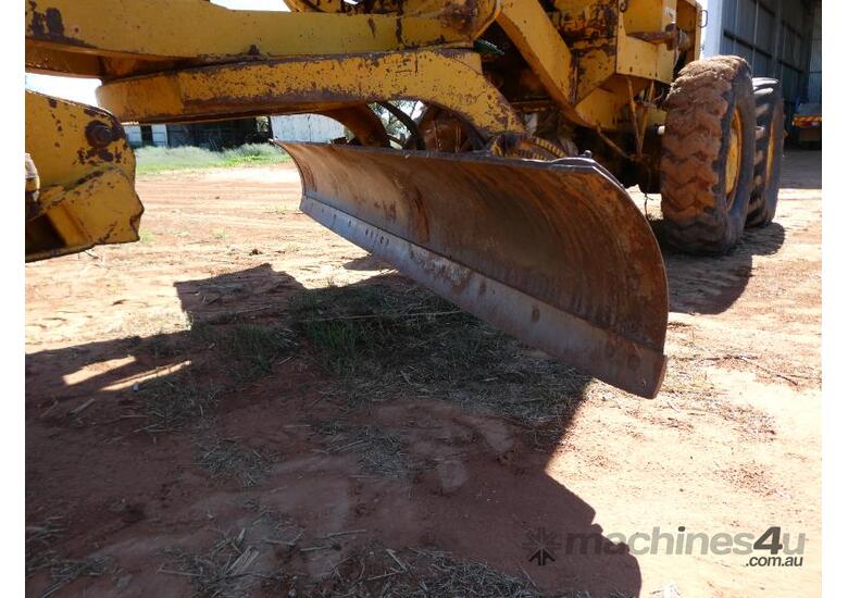caption CAT GRADER