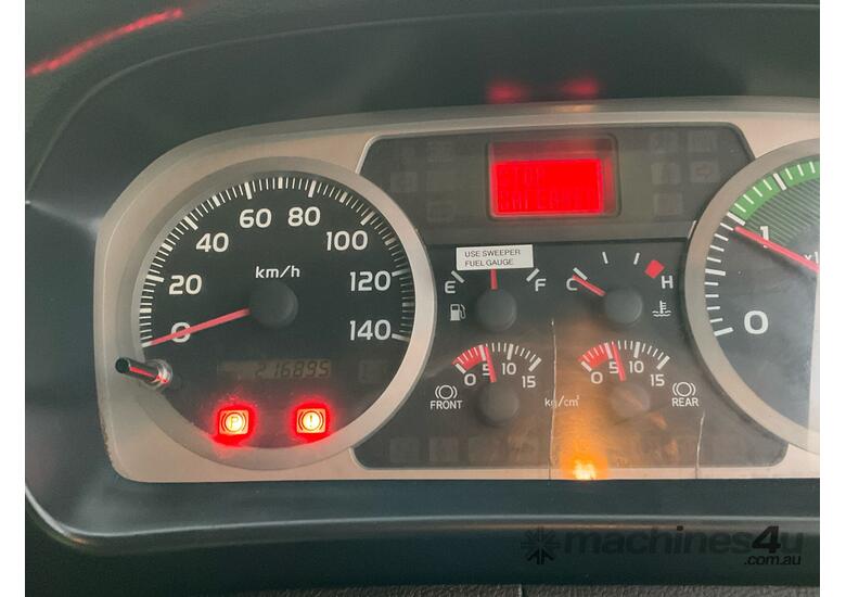 2014 Hino FG 500 1628 Dual Control Road Sweeper