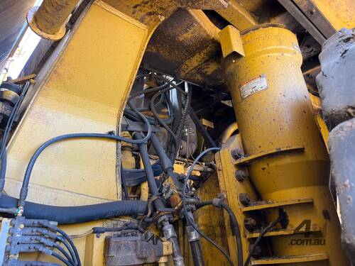 2006 Caterpillar 785C Water Cart