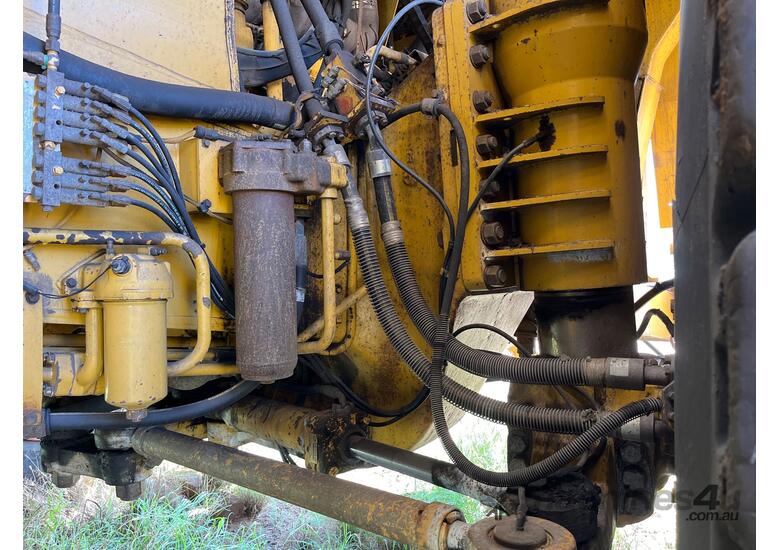 2006 Caterpillar 785C Water Cart