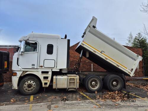 caption 2013 FREIGHTLINER Argosy Tipper