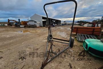   Hay Bale Buggy - Trailing