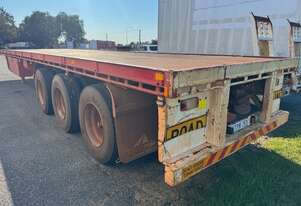 Trailer Flat Top 45ft Maxitrans 3 way twist locks Lead Tri 1TPN753 SN1785