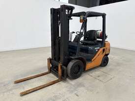 2007 Toyota 32-8FG25 LPG & Petrol (Gas Bottle Not Included) - picture1' - Click to enlarge