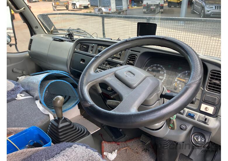 2000 Mitsubishi Fuso Canter Motorhome