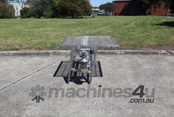 Stainless Steel Motorised Chain Link Belt Conveyor - 1m Long