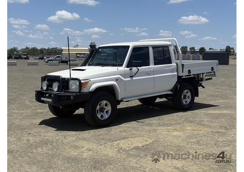 2013 TOYOTA LANDCRUISER WORKMATE UTE