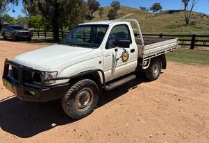 Toyota   Hilux