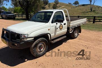 Toyota   Hilux