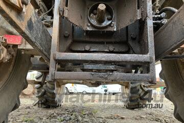 New Holland   TD95D Tractor