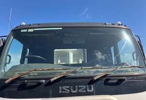 Isuzu 2003   CXZ Tipper