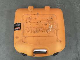 Paslode Impulse IM250S Straight Angled Finish Nailer in Case - picture0' - Click to enlarge