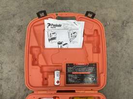 Paslode Impulse IM250S Straight Angled Finish Nailer in Case - picture2' - Click to enlarge