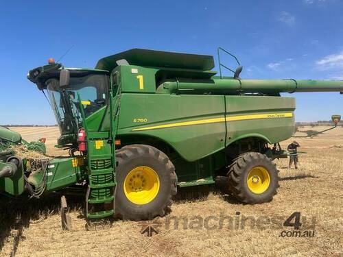 2018 John Deere S760 Combines
